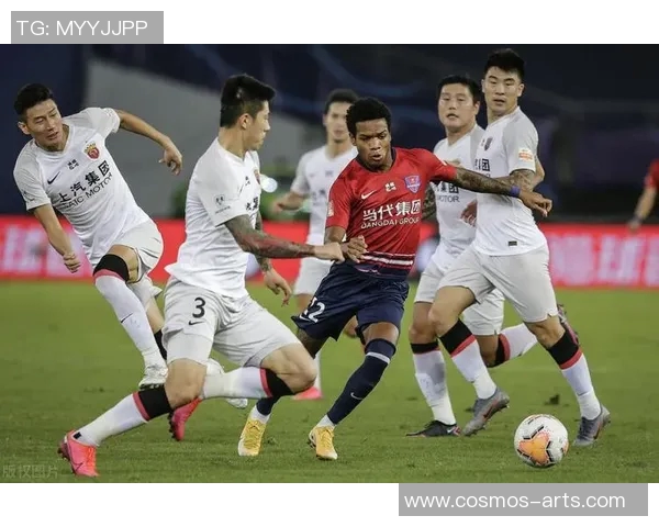 上港中超对决亚太球队展现实力与激情的巅峰对抗 上港中超对决亚太球队展现实力与激情的巅峰对抗