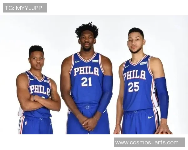 哈维西蒙斯：天才少年在足球场上的崛起与未来展望